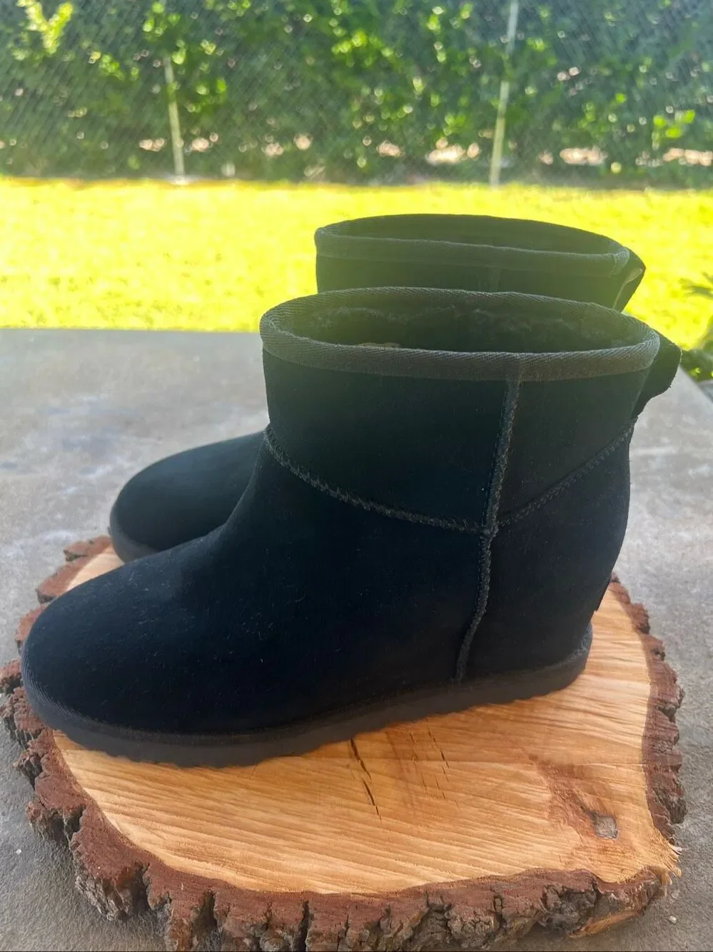 Ugg Femme Mini Wedge Suede Sherpa Bootie Black Size 9